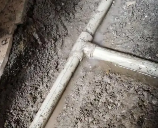 龙子湖漏水维修电话
